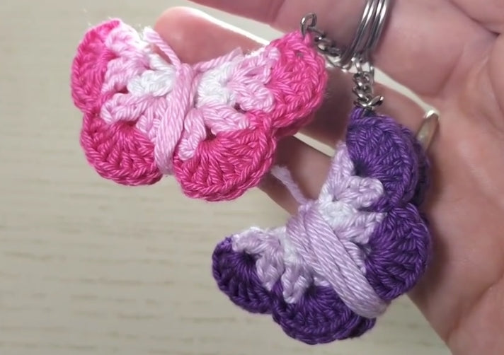 Schema portachiavi farfalline