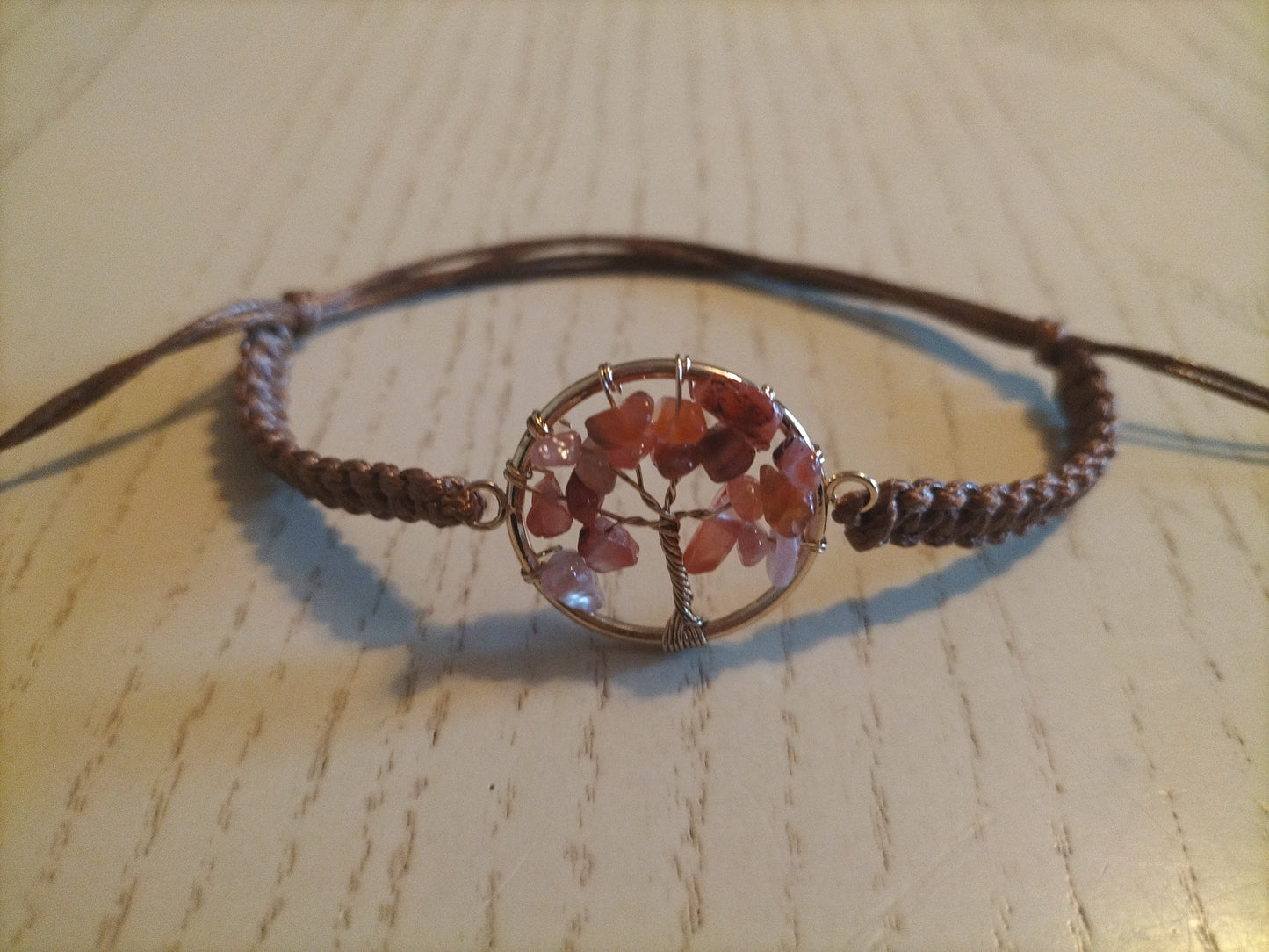 Braccialetto macramè con albero della vita