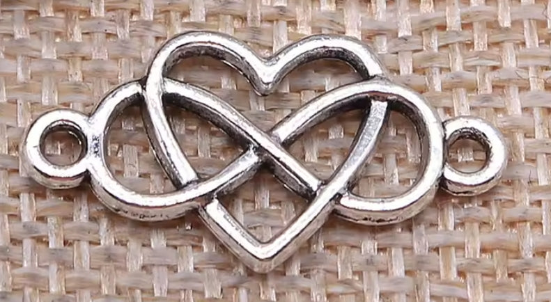 Connettore cuore infinito 13x25 mm