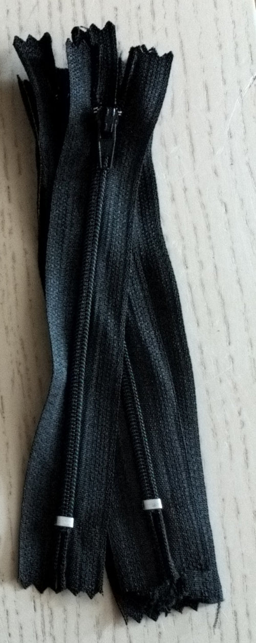 Nero / 13 cm