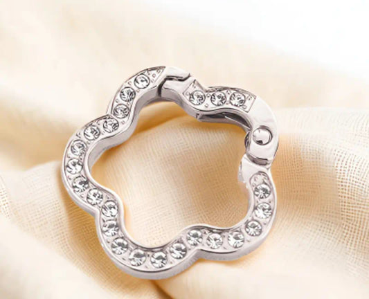 Moschettone fiore con strass 27 mm