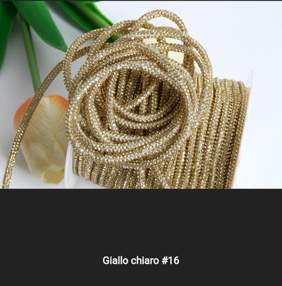 Giallo chiaro 16