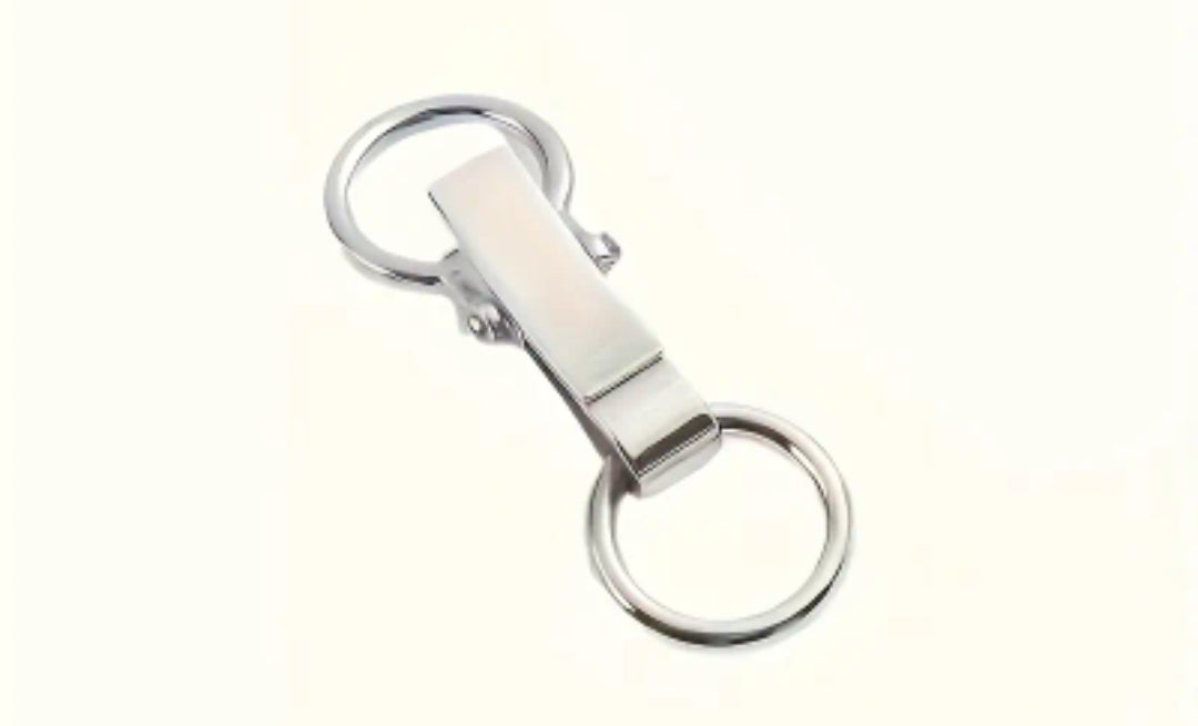 Gancio a doppio anello con fibbia 67x26 mm