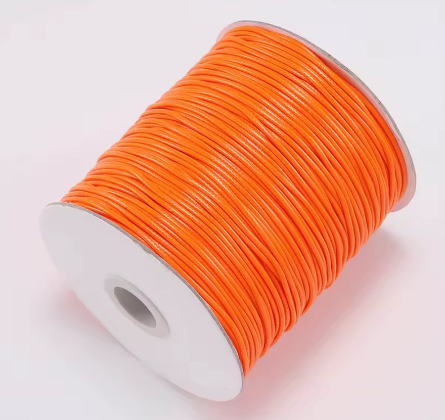 Cordino cerato 1 mm 2,30 cm circa 

 